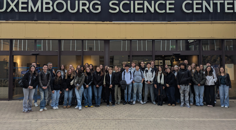 PXL 20251010 093500443