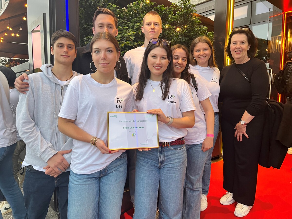 Public Award Rooties